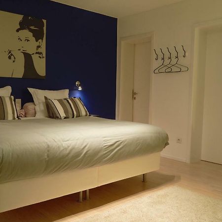 Nena Guesthouse Leuven Bagian luar foto