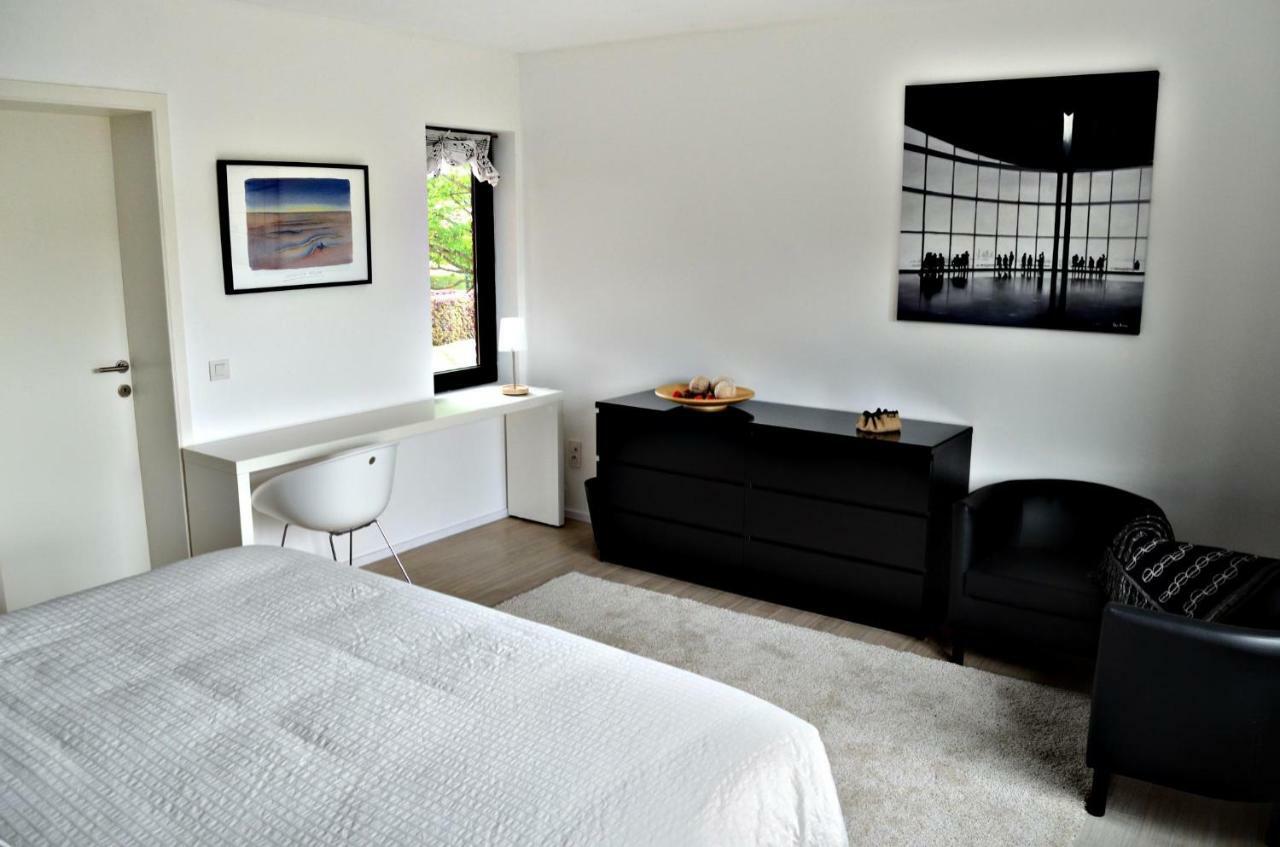 Nena Guesthouse Leuven Bagian luar foto